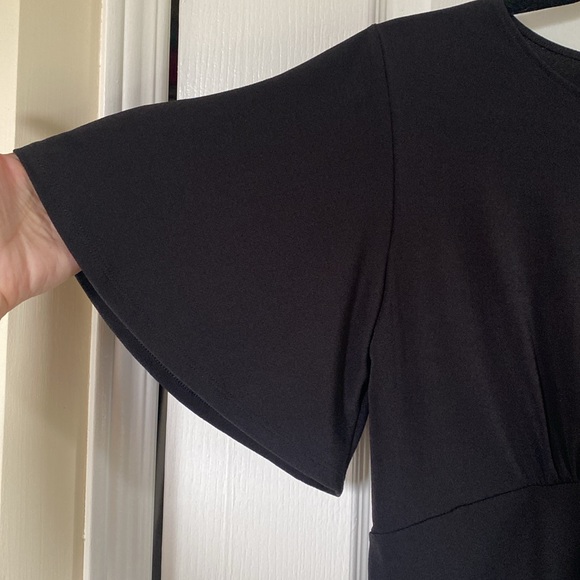 BR peplum top - Picture 3 of 7